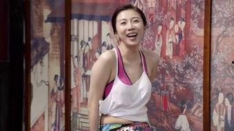 国产双飞中年熟妇视频,揭秘中年女性的情感世界与性观念